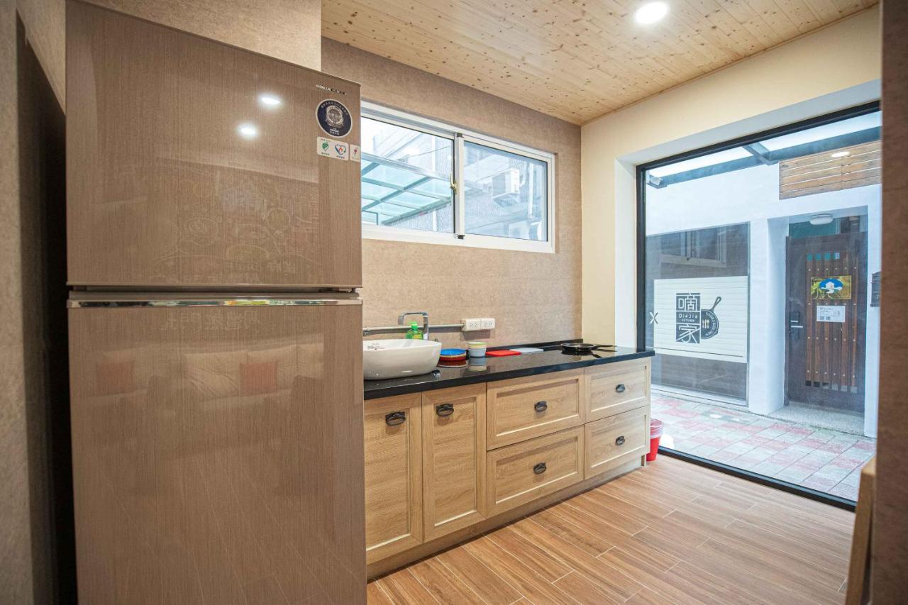 Chief Homestay Tainan Esterno foto